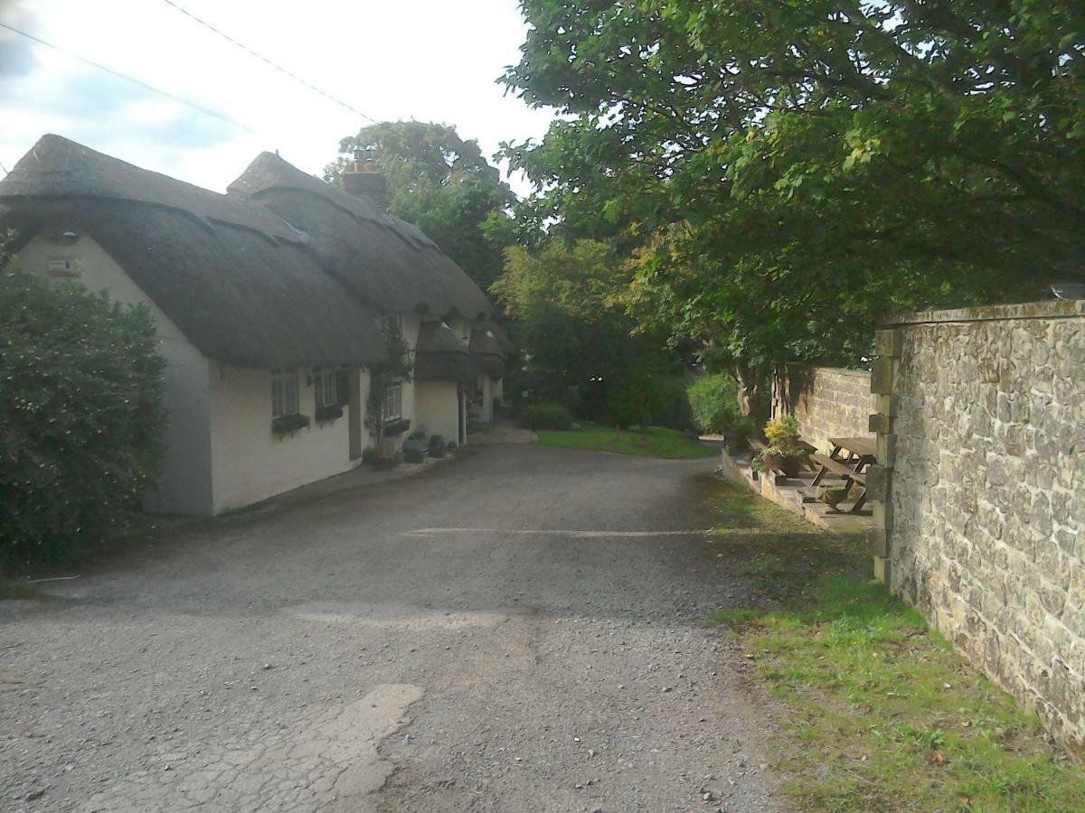The Crown Inn Alvediston Kültér fotó